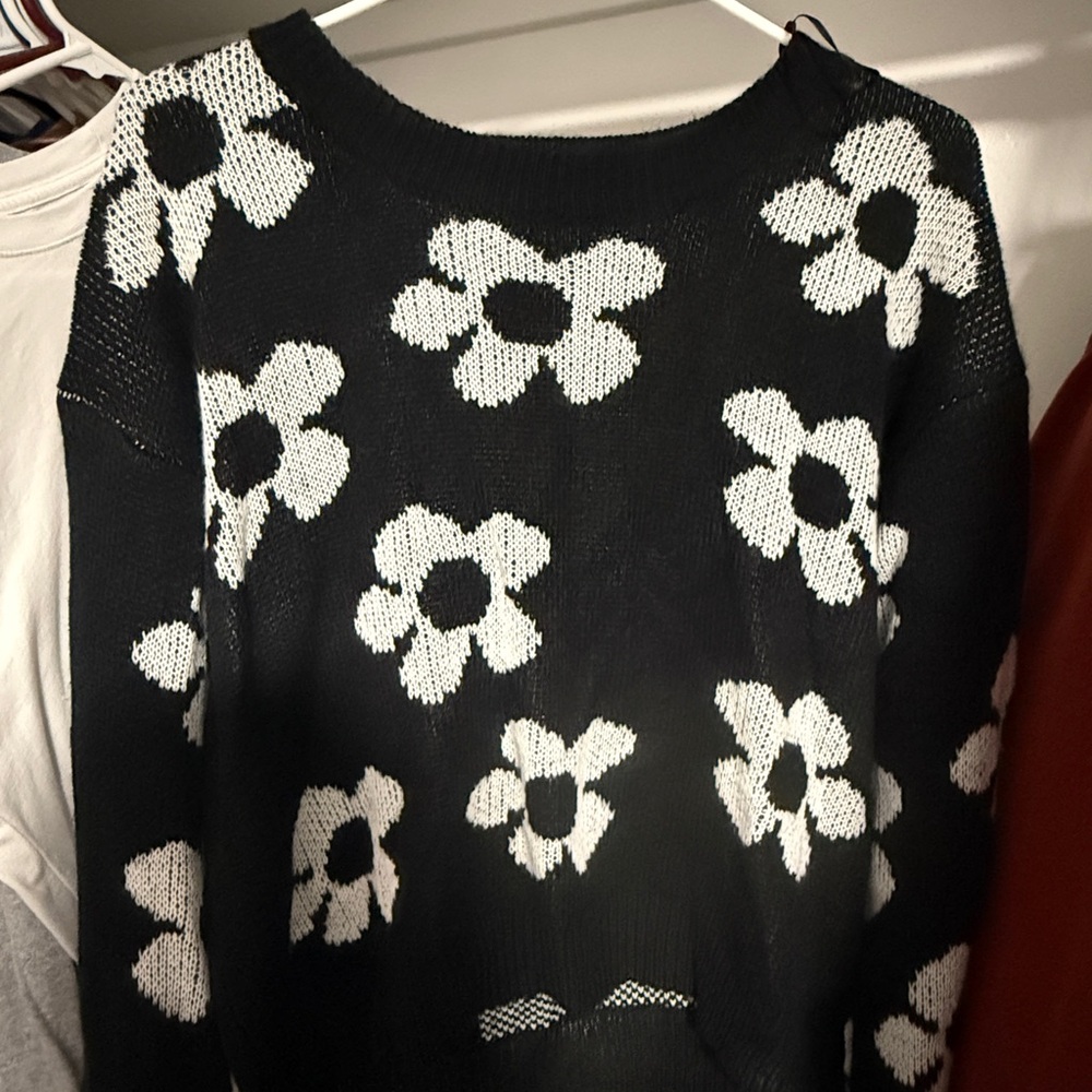Love Tree Black and White Floral Sweater